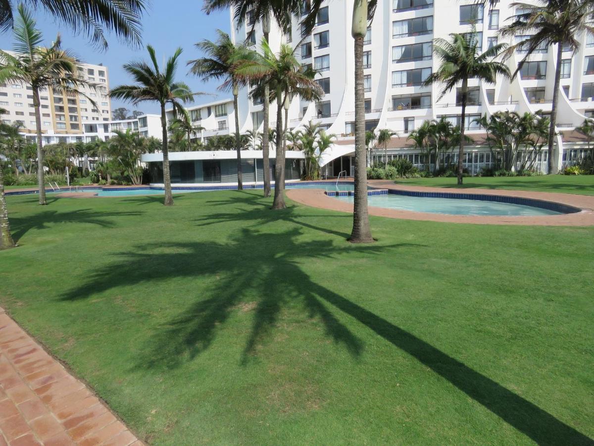Breakers Resort 130 Umhlanga Beachfront Durban Exterior photo